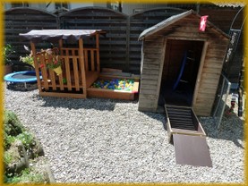 Landseer Welpen Spielplatz 5.jpg